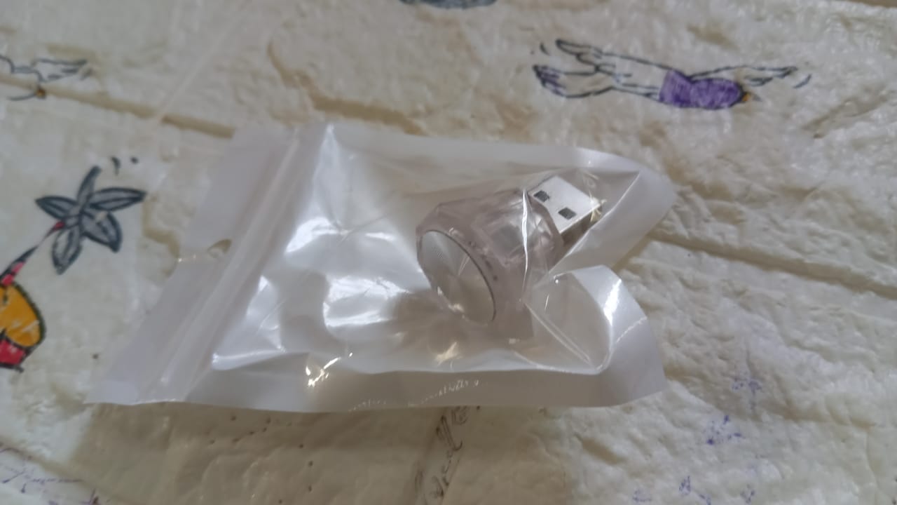 Multi-color diamond shape USB LED light for car ambiance.