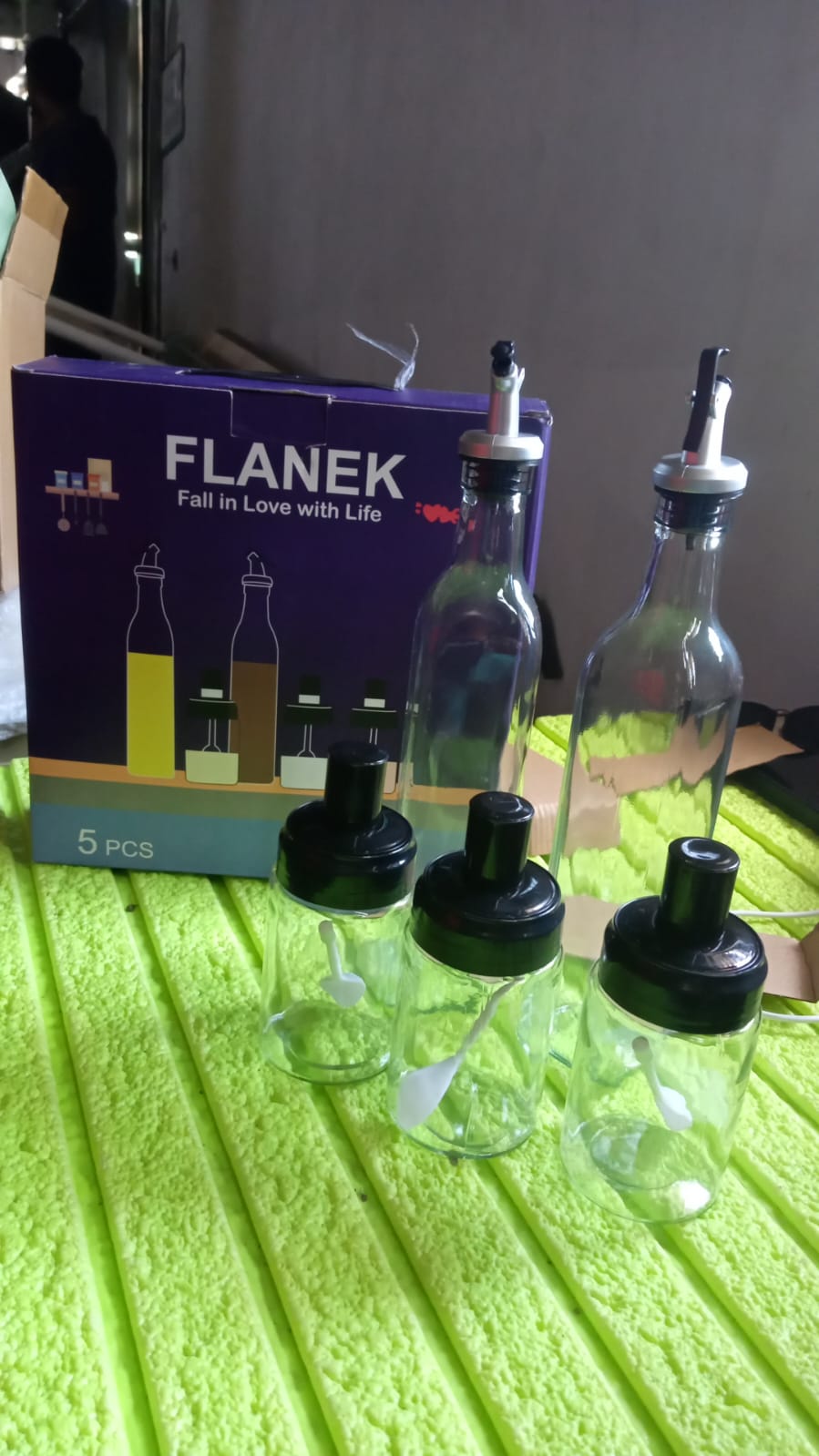 Transparent Glass Oil Dispenser 500 ML Bottle Set of 2, Spice Jar 250 ML Set of 3, Oil Bottle for Kitchen, Oil & Vinegar Storage Glass Bottle, Glass Container for Spice, Masala (5 Pcs Set)